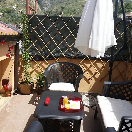 Romantico Monolocale Veranda Privata Vista Mare Appartamento Reggio Calabria
