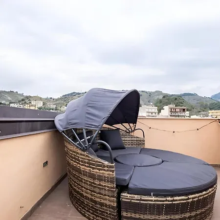 Romantico Monolocale Veranda Privata Vista Mare Appartamento *