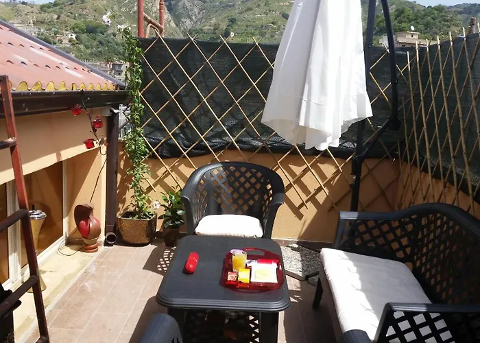 Romantico Monolocale Veranda Privata Vista Mare 公寓 雷焦卡拉布里亚